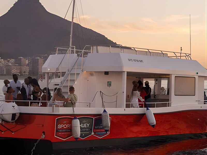 Sunset Boat Cruise Cape Town, Cape Town Tickets and infos for 09/07/2024